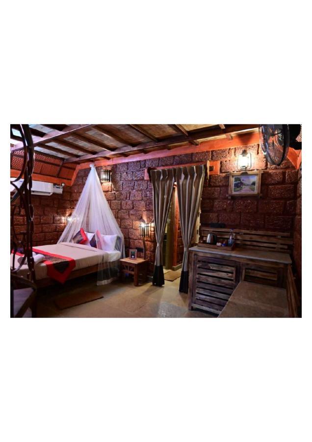 The Horse & Chariot Hotel Madikeri Exterior photo